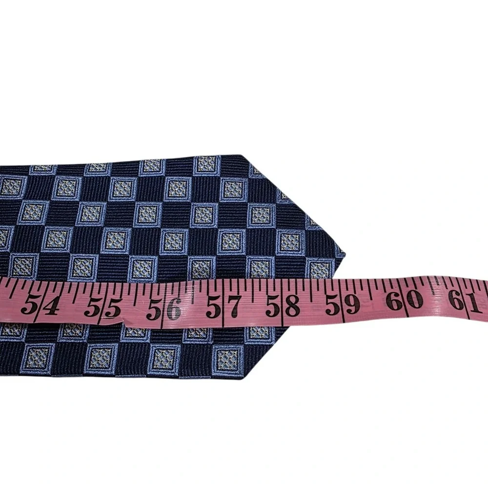 Hickey Freeman Mens Necktie Silk‎ Blue Square Pattern Hand Made in USA Luxury